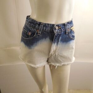 56733..Levi 550 Denim Shorts Jr. Size 5